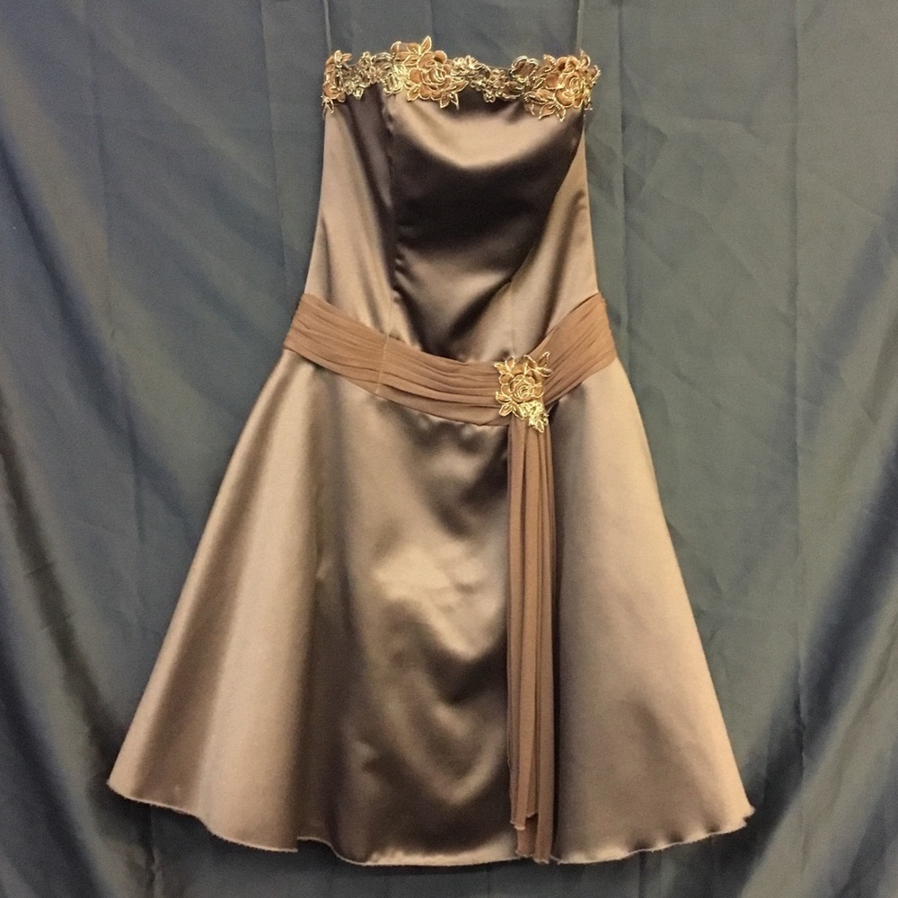 Strapless dress